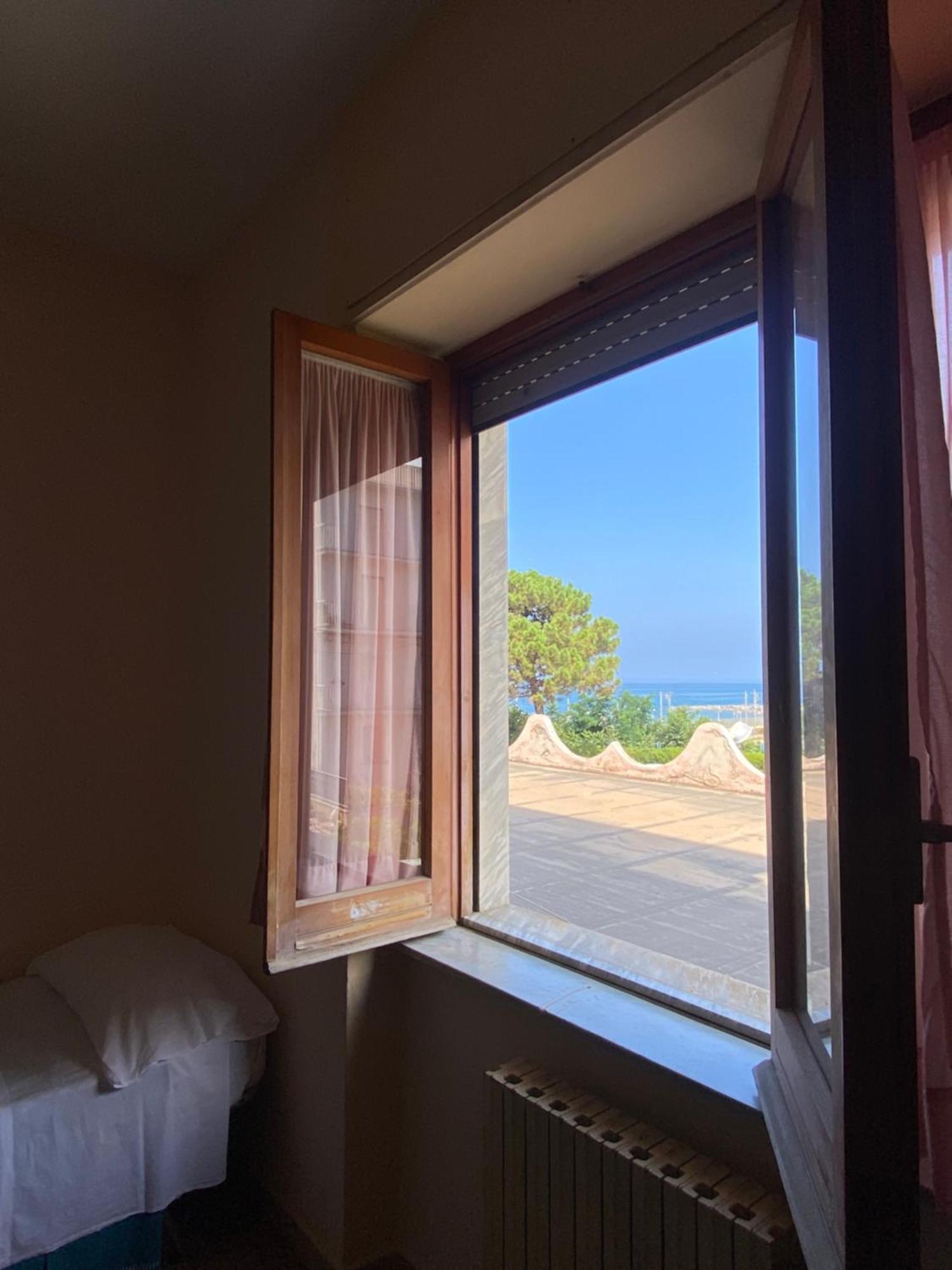 Al Torrione Bed & Breakfast Кампора Сан Джовани Екстериор снимка